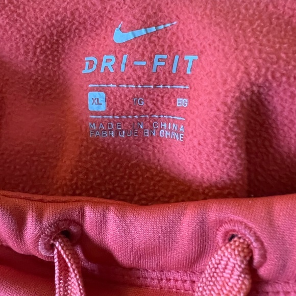 Nike Dri Fit ladies XL hoodie - Picture 9 of 9